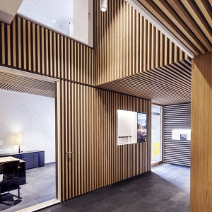 室內(nèi)幕墻鋁方通