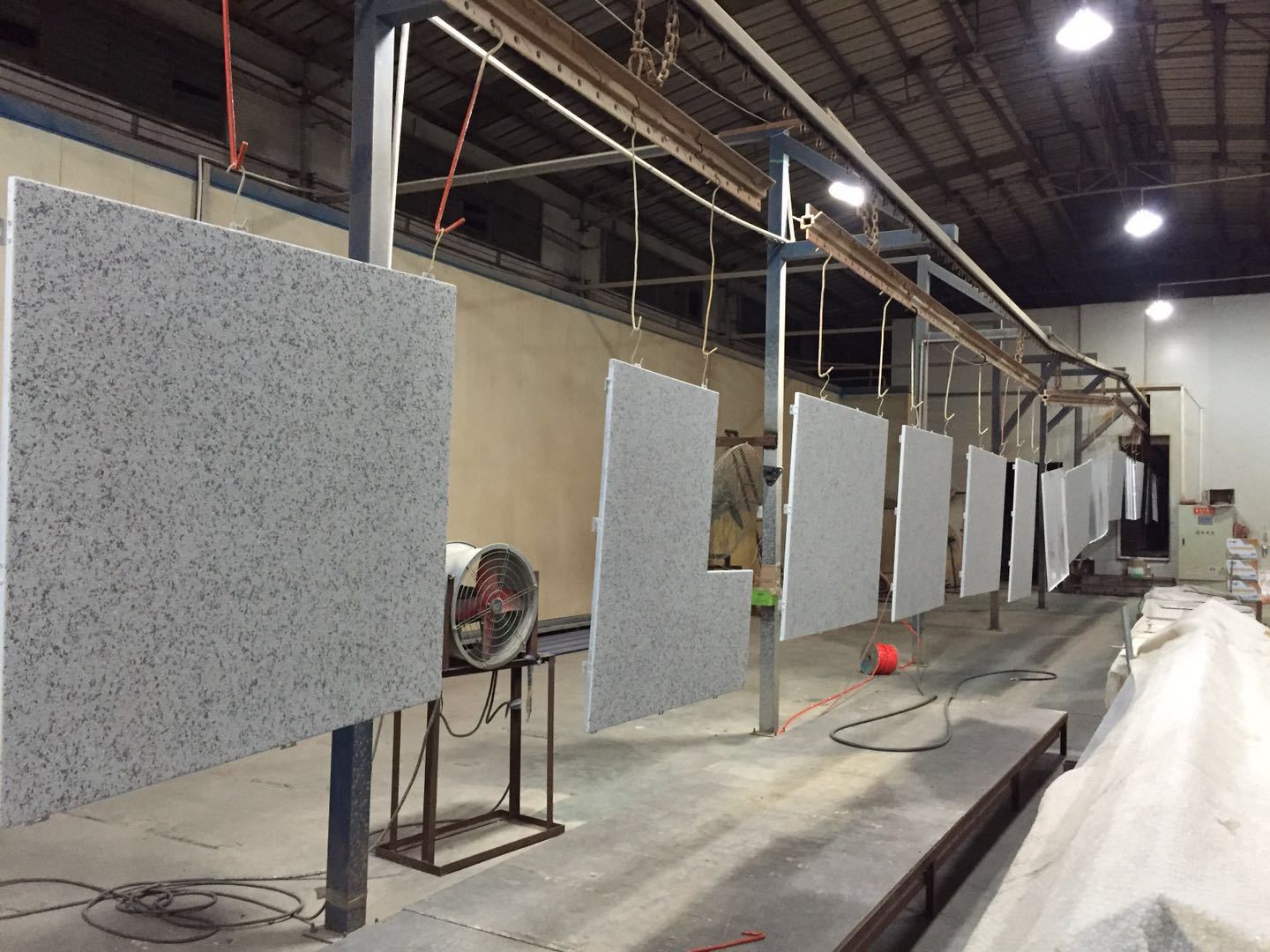 9408693414_1627078986 (1)